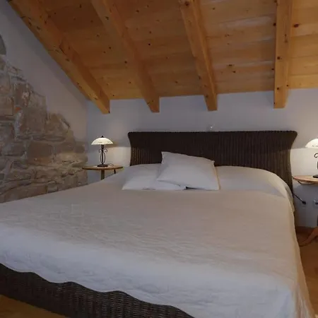 Villa Traditional Stone With Amazing Outdoor Pool